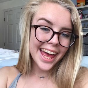 Meet your Posher, Sophia